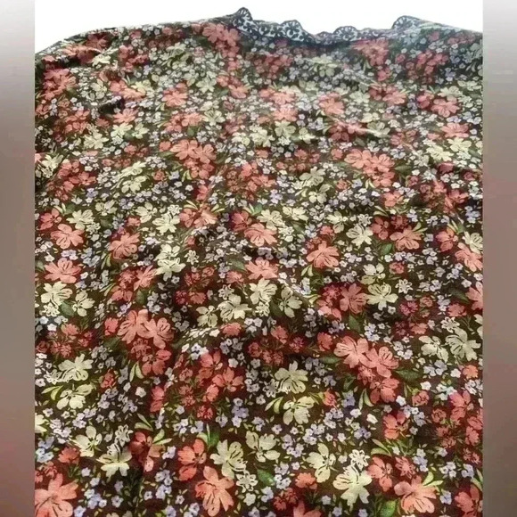 New with Tags Self ❤️E‎ Junior Lace-Trimmed Square-Neck Crop Top - Picture 9 of 11